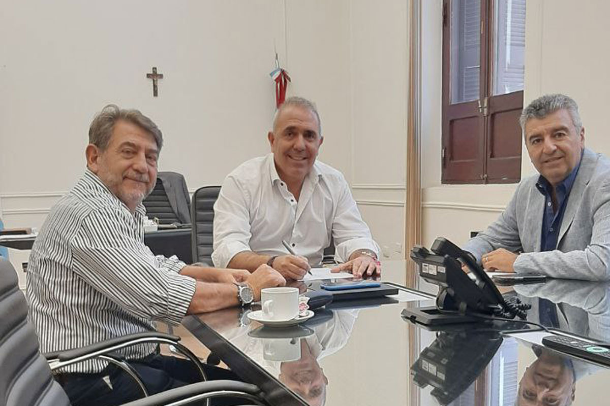 Reunión de trabajo con legisladores